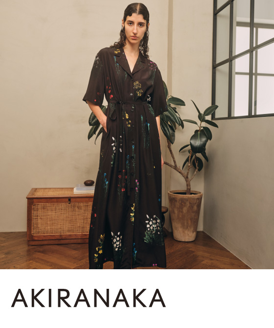 AKIRANAKA(アキラナカ)のアイテム一覧へ