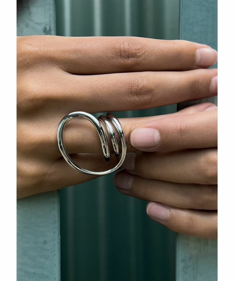 Charlotte Chesnais(シャルロットシェネ)】 BAGUE Round Trip ring 