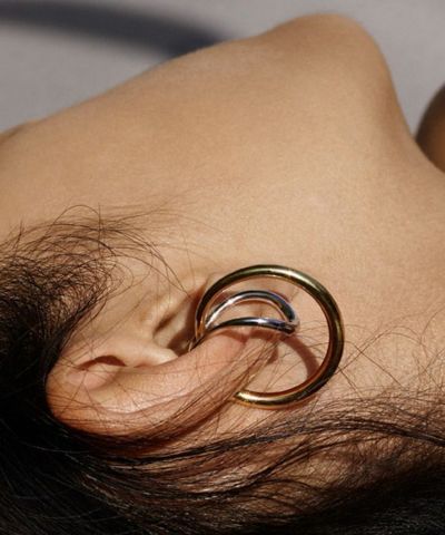 Charlotte Chesnais(シャルロットシェネ)】 NEEDLE EAR CUFF