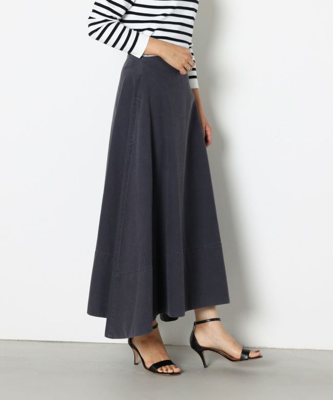 MADISONBLUE  BACK SATIN MAXI FLARE SKIRT