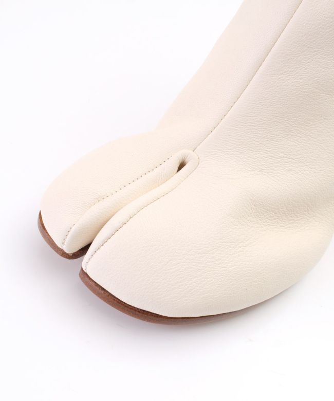 Maison Margiela(メゾンマルジェラ)】 タビ レザー ブーツ Maison Margiela(メゾンマルジェラ)】 タビ レザー ブーツ