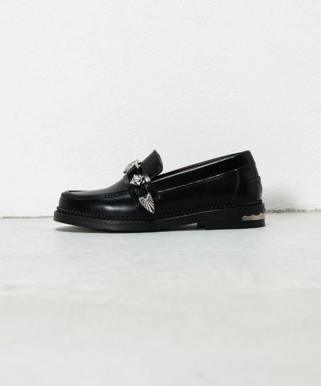 TOGA PULLA(トーガプルラ)】 METAL LOAFERS｜PARIGOT ONLINE