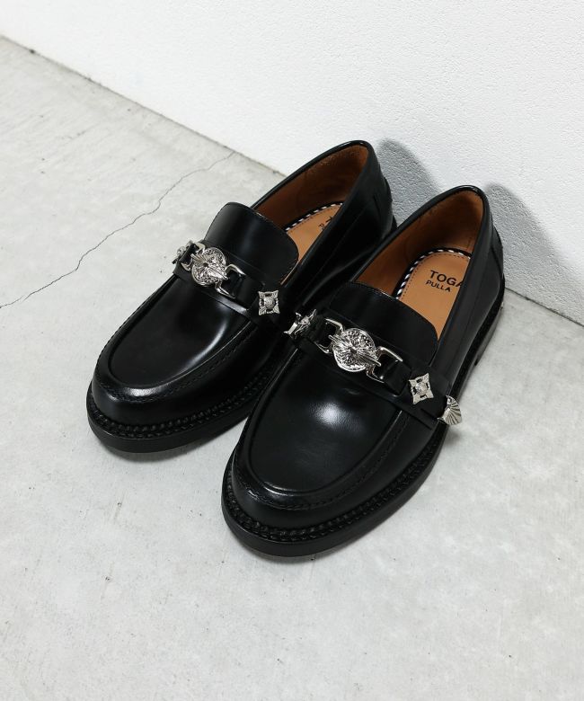 新品 TOGA PULLA メタルコンチョバブーシュ 黒 36 TOGA PULLA トーガ プルラ サボ サンダル Eyelet Metal Sabot