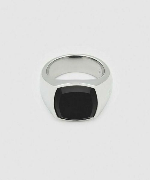 TOM WOOD(トムウッド)】 Cushion Polished Black Onyx リング｜PARIGOT