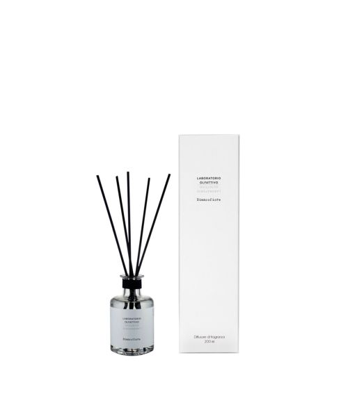 LABORATORIO OLFATTIVO(ラボラトリオオルファティーボ