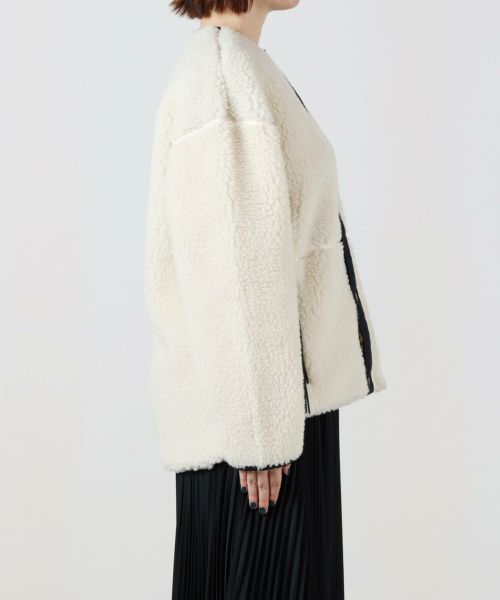 在庫処分大特価!!】 HYKE ハイク FAUX ホワイト JACKET SHEARLING ジャケット・アウター -  bestcheerstone.com