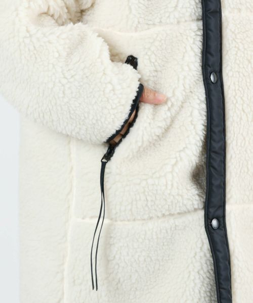 美品＜HYKE＞ハイクFAUX SHEARLING COAT ホワイト　サイズ1 HYKE(ハイク) FAUX SHEARLING COAT - COLDBECK ONLINE（コール