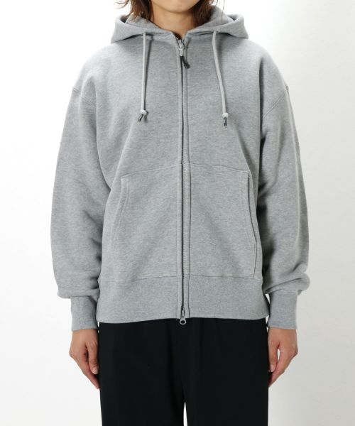 HYKE(ハイク)】 ≪Genderless≫SWEAT HOODIE｜PARIGOT ONLINE（パリゴ