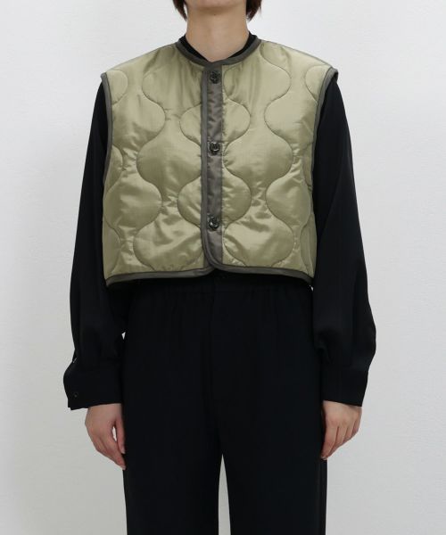 HYKE(ハイク)】 QUILTED CROPPED VEST - ベスト/ジレ