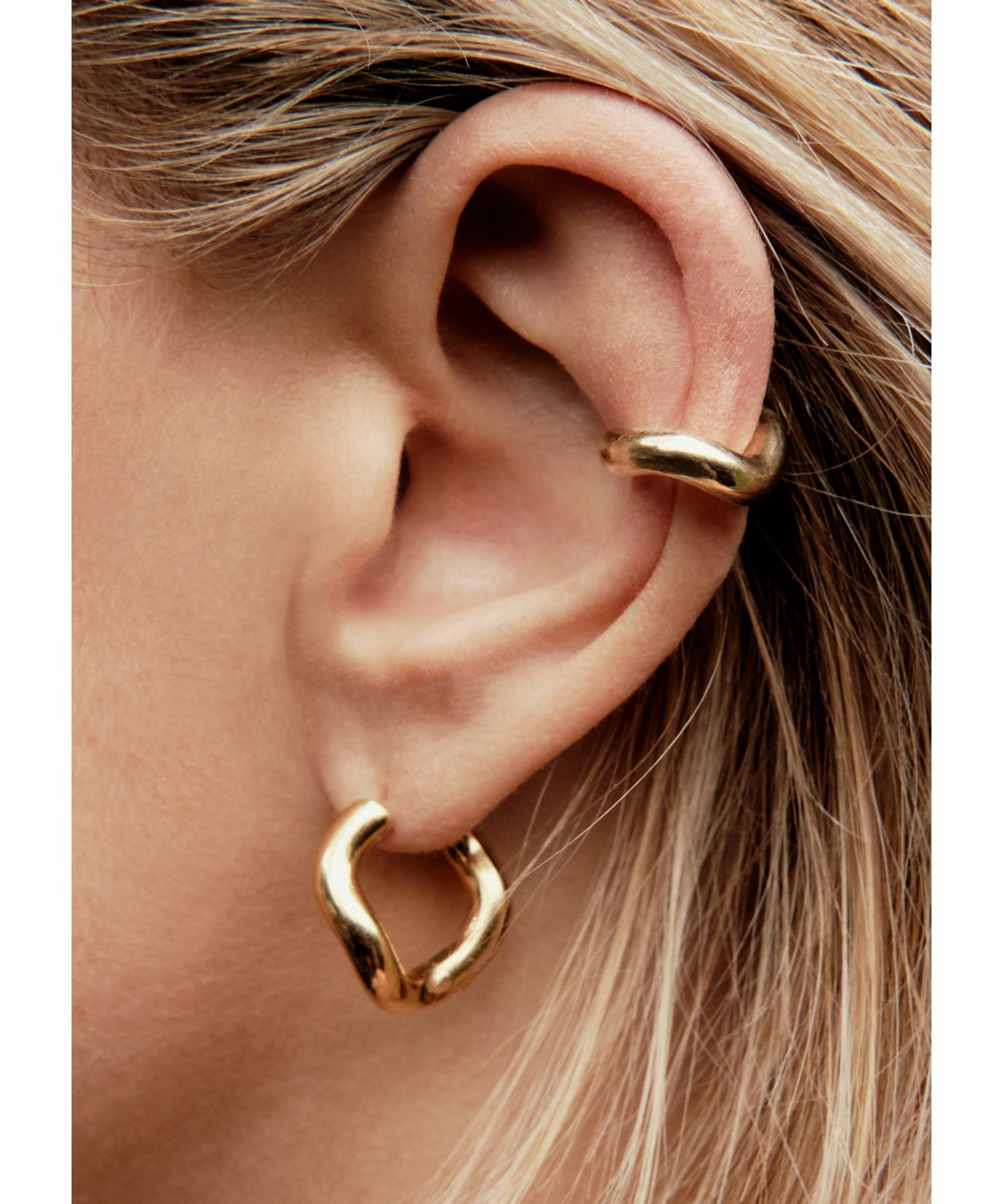 Charlotte Chesnais(シャルロットシェネ)】 BO CUFF WAVE(片耳用 