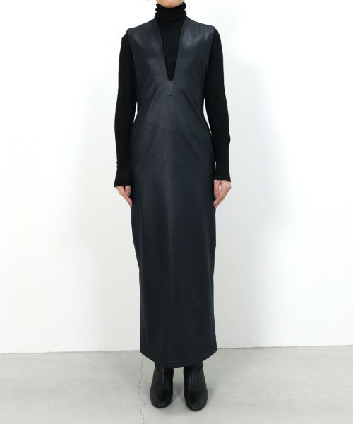 恵みの時 Plungded Long Sweatshirt Dress - black