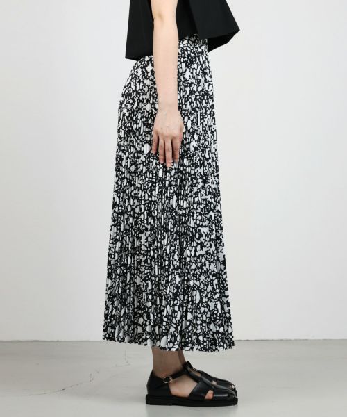 HYKE(ハイク)】 PEBBLE PRINTED SKIRT｜PARIGOT ONLINE（パリゴ