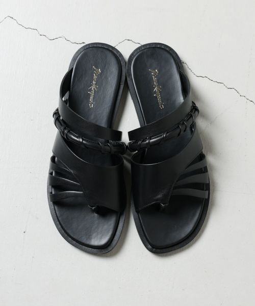 Mame Kurogouchi(マメ クロゴウチ)】 Plait Detailed Leather Sandals