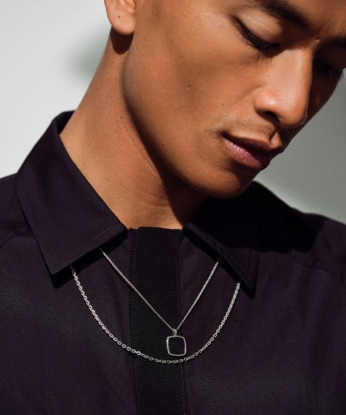 【関税込】TOM WOOD トムウッド クッション オニキス ネックレス Cushion Pendant Onyx - Tom Wood Project Official Online Store