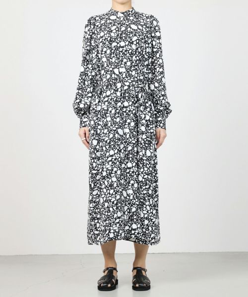 HYKE(ハイク)】 PEBBLE PRINTED DRESS｜PARIGOT ONLINE（パリゴ