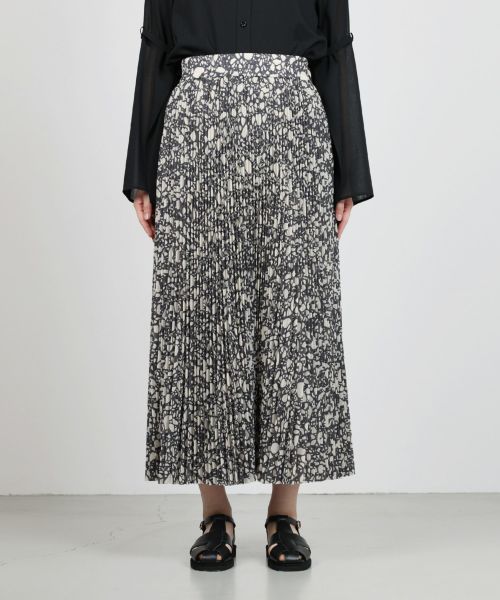 HYKE ハイク PEBBLE PRINTED SKIRT 2023ss asrama.sman2sangattautara