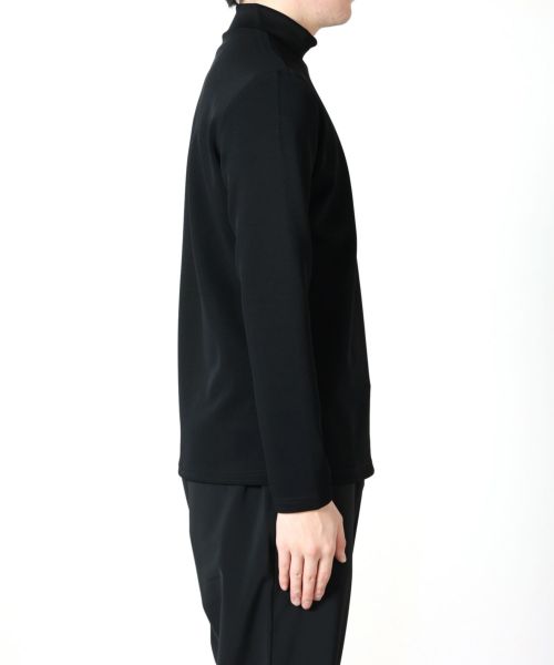 A.P.C. GOLF(アーペーセーゴルフ)】 モックネックロングスリーブ