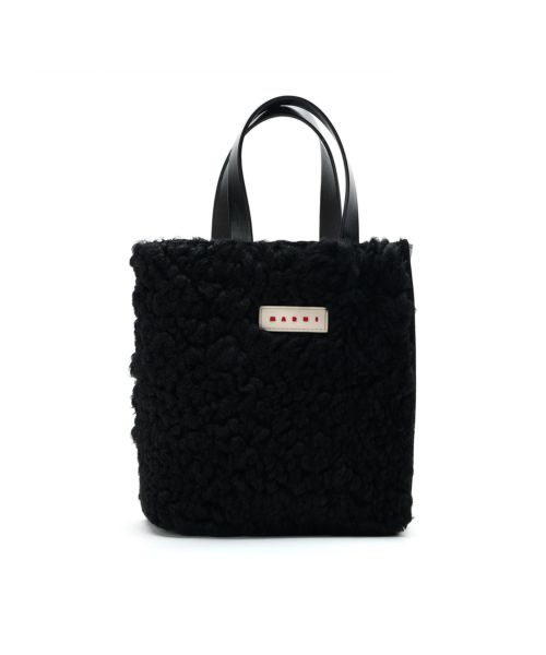 極美品！マルニMARNI カーリーシープスキン MUSEOミニバッグ　ブラック 極美品！マルニMARNI カーリーシープスキン MUSEOミニバッグ