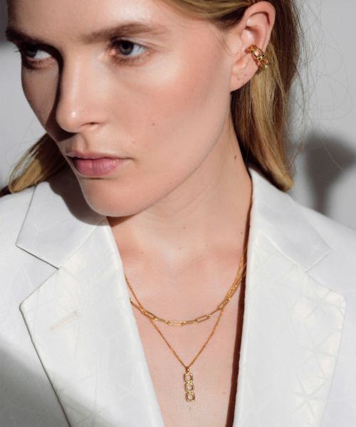 TOM WOOD(トムウッド)】 Mini Cushion Pendant Open Gold