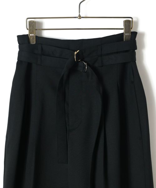 CINOH(チノ)】 DOUBLE BELT TWO TUCK PANTS｜PARIGOT ONLINE（パリゴ