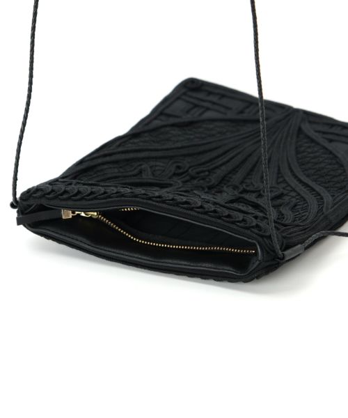 Mame Kurogouchi(マメ クロゴウチ)】 Cording Embroidery Pouch Mame Kurogouchi(マメ クロゴウチ)】 Cording Embroidery Pouch