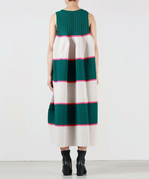 CFCL(シーエフシーエル)】 POTTERY SLEEVELESS BUST FLARE DRESS CFCL(シーエフシーエル)】 POTTERY SLEEVELESS BUST FLARE DRESS