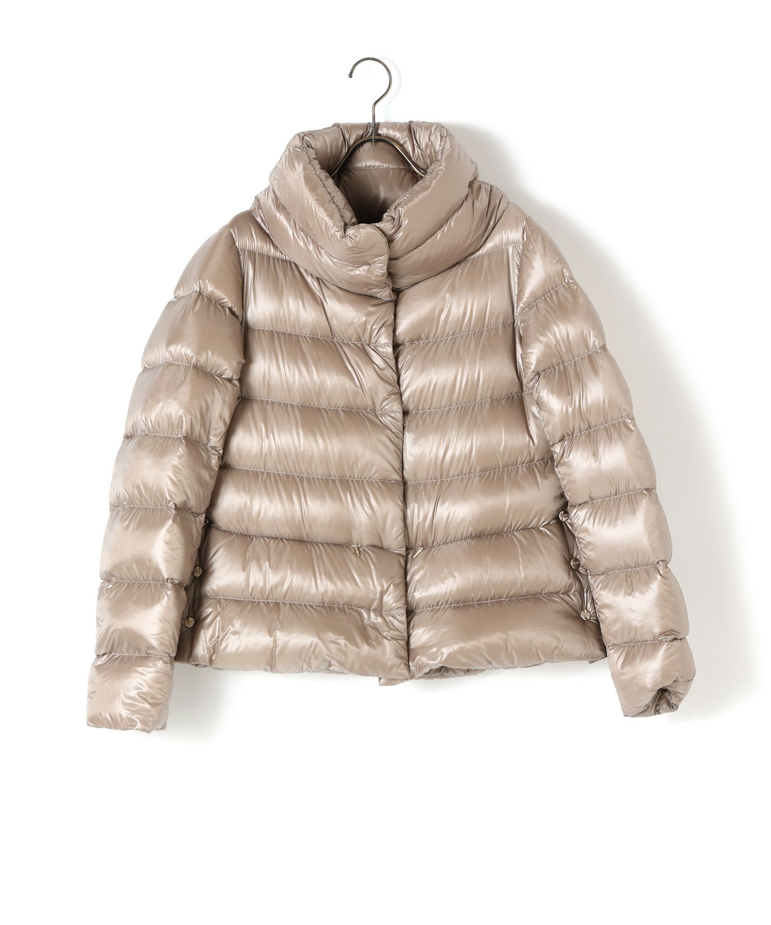 HERNO(ヘルノ)】*NYLON ULTRALIGHT ケープジャケット｜PARIGOT ONLINE 