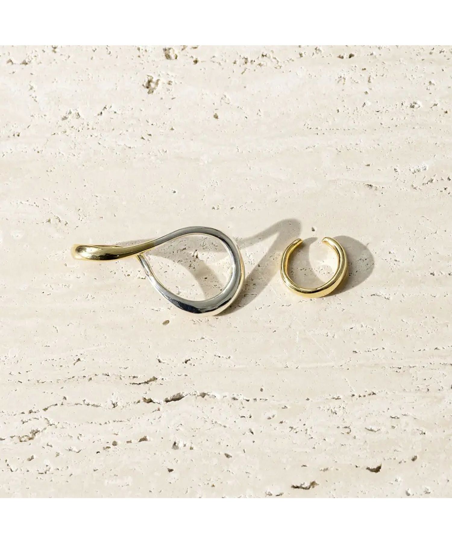Soierie(ソワリー)】 Connect eight loop ring (small/2P)｜PARIGOT 