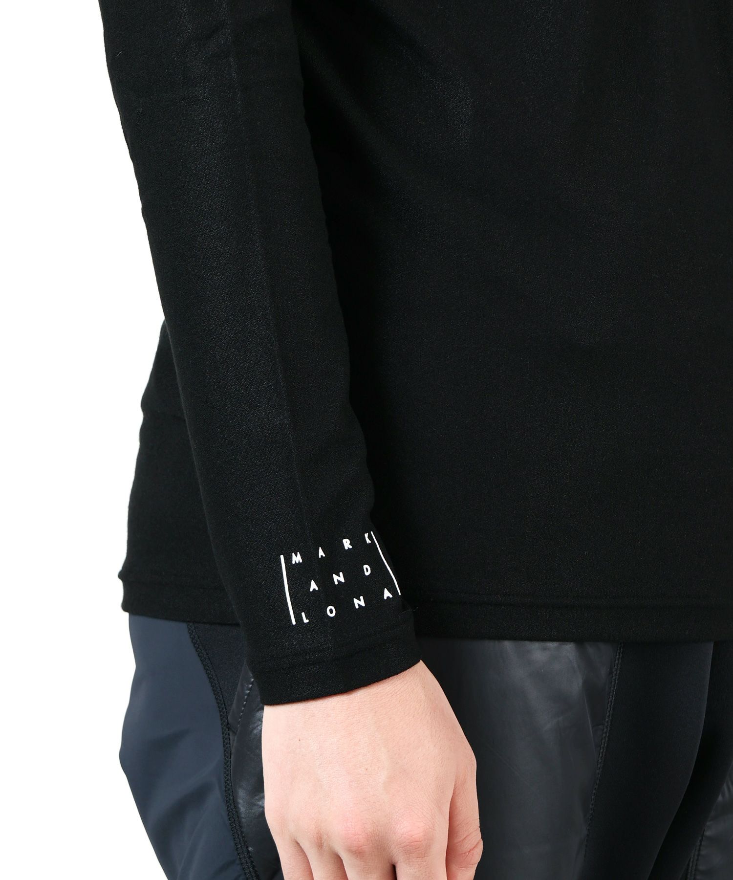MARK&LONA CODE(マーク&ロナ コード)】 タートルネックカットソー