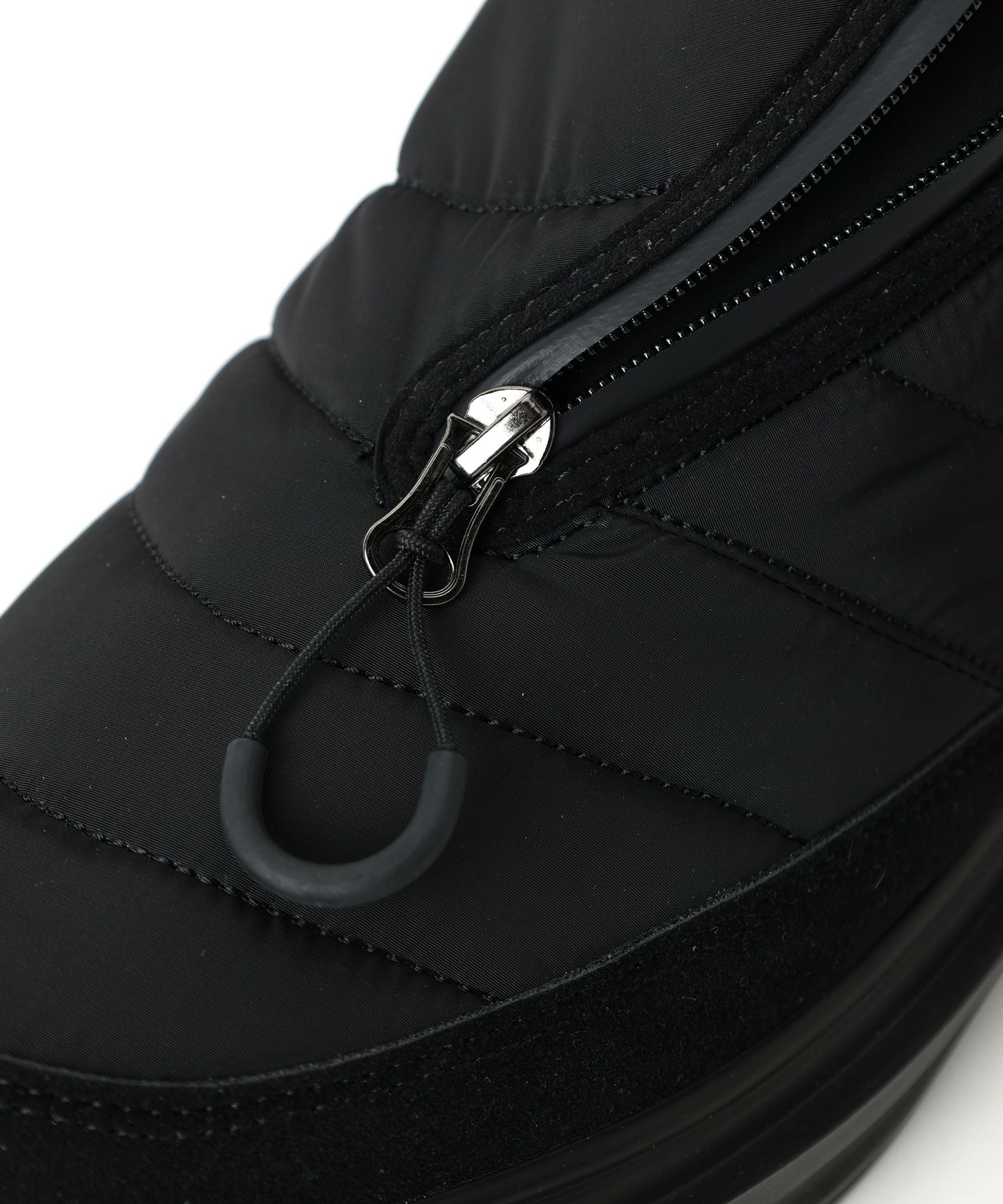 White Mountaineering(ホワイトマウンテニアリング)】 WM×SUBU ZIP UP