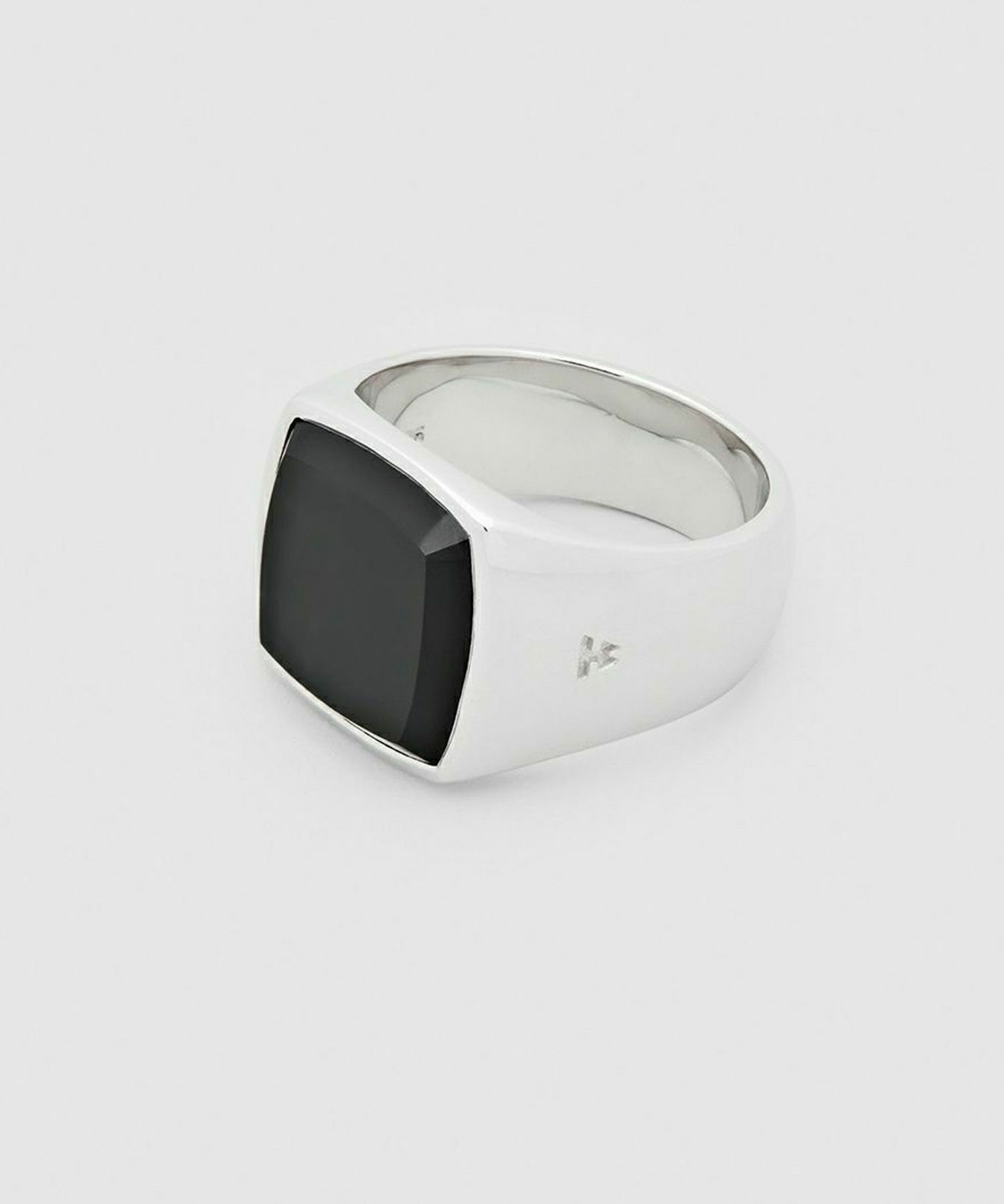 TOM WOOD(トムウッド)】 Cushion Black Onyx リング｜PARIGOT ONLINE 