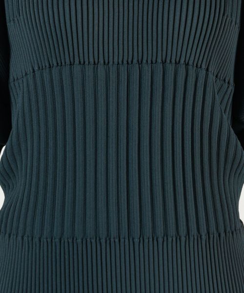 CFCL(シーエフシーエル)】 FLUTED SHORT PUFF SLEEVE DRESS CFCL(シーエフシーエル)】 FLUTED SHORT PUFF SLEEVE DRESS