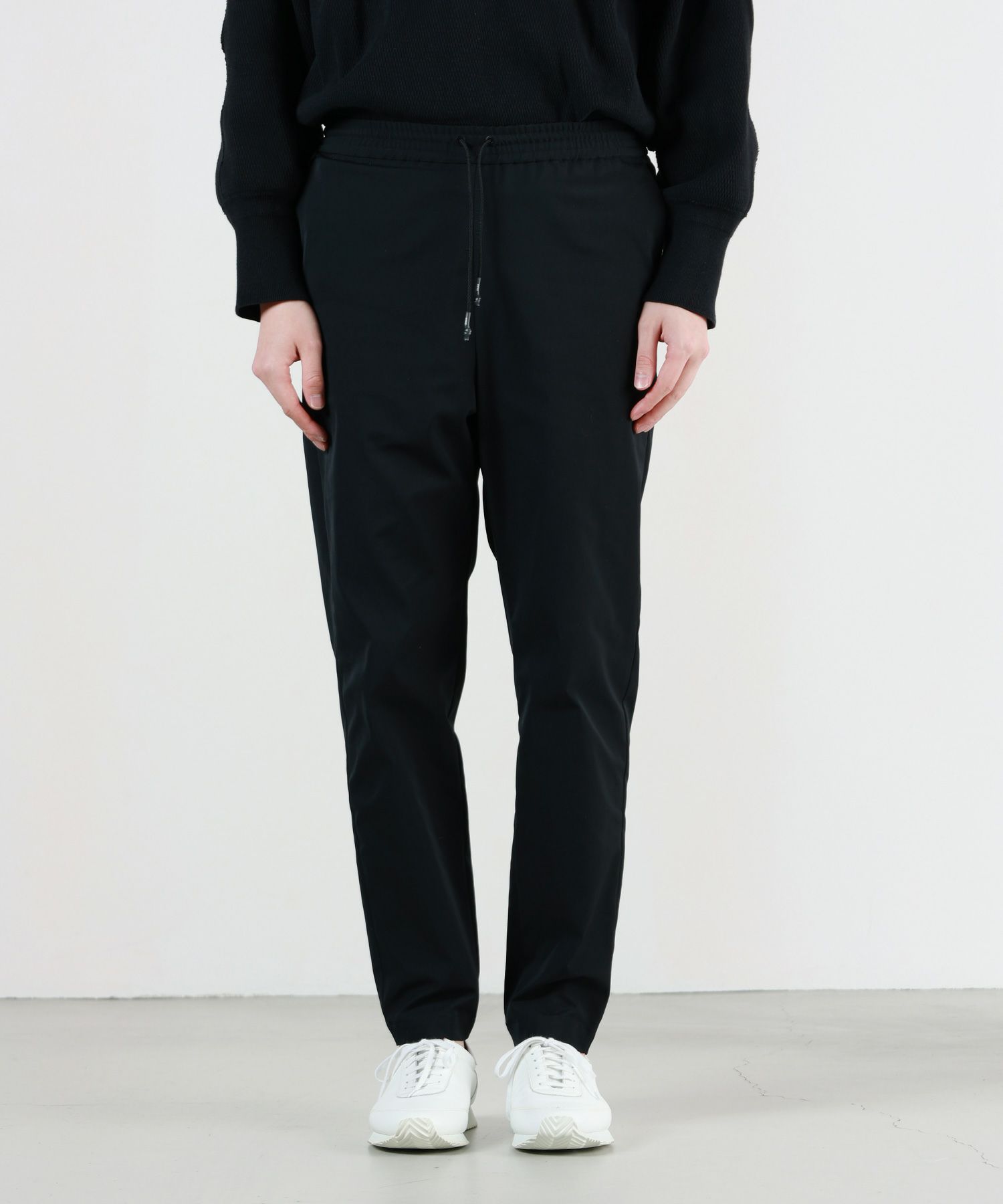 HYKE(ハイク)】 ≪GENDERLESS≫TASLAN TAPERED PANTS｜PARIGOT ONLINE  