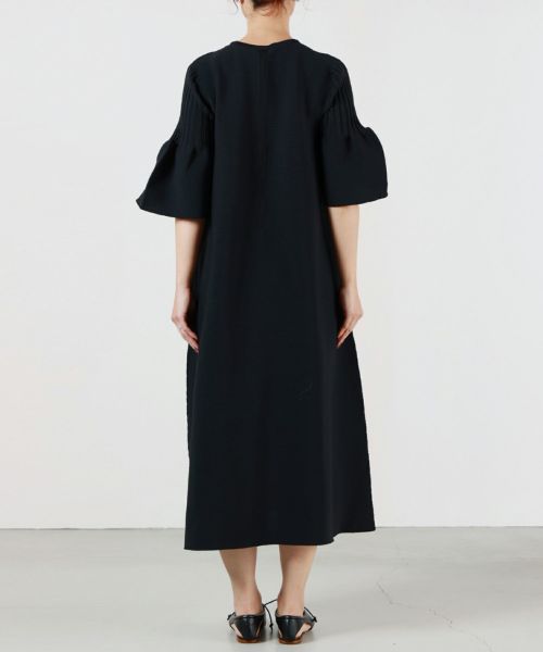 CFCL(シーエフシーエル)】 POTTERY SHORT BELL SLEEVE FLARE