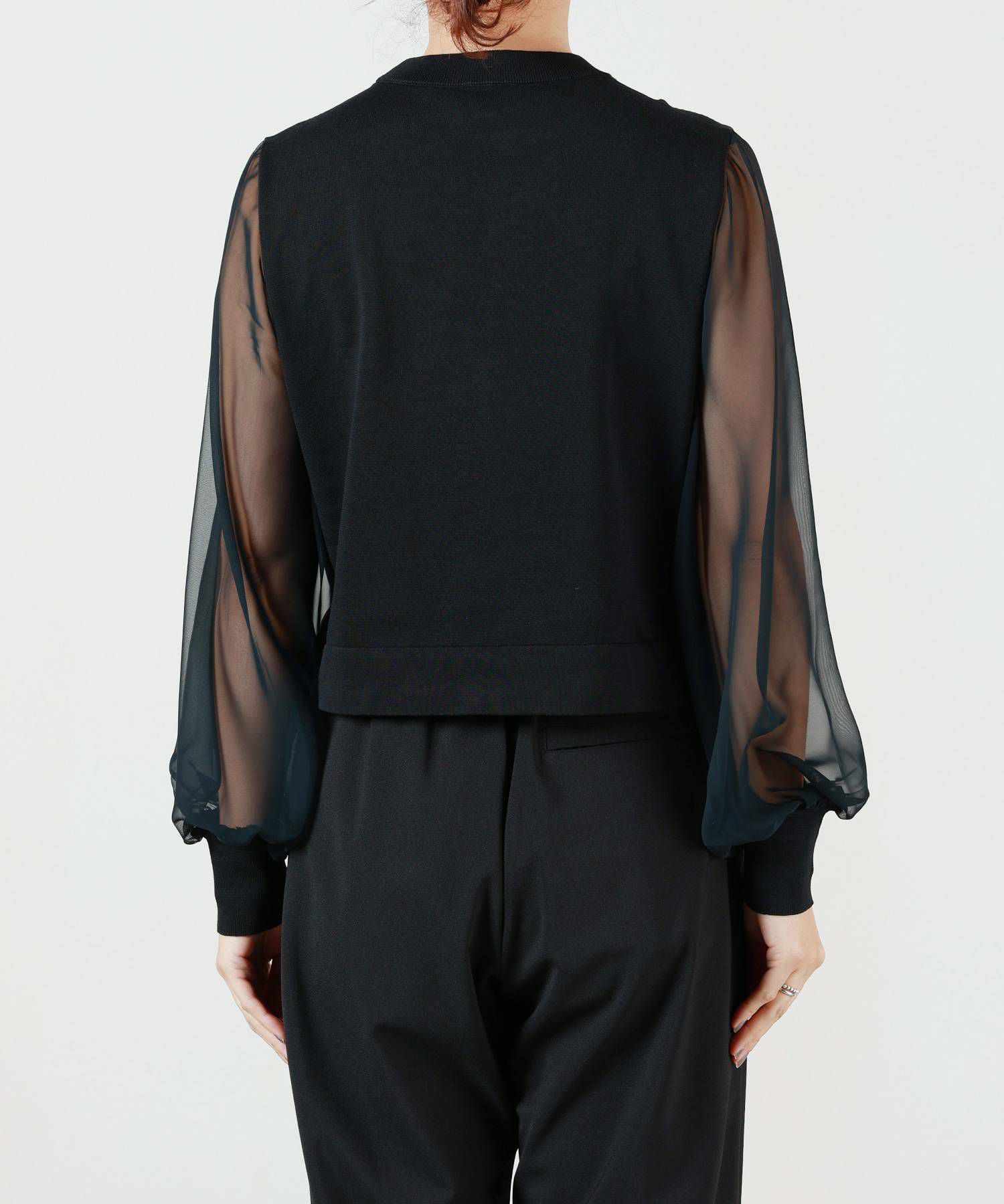 HYKE(ハイク)】 CREW NECK CROPPED SWEATER WITH SHEER SLEEVES