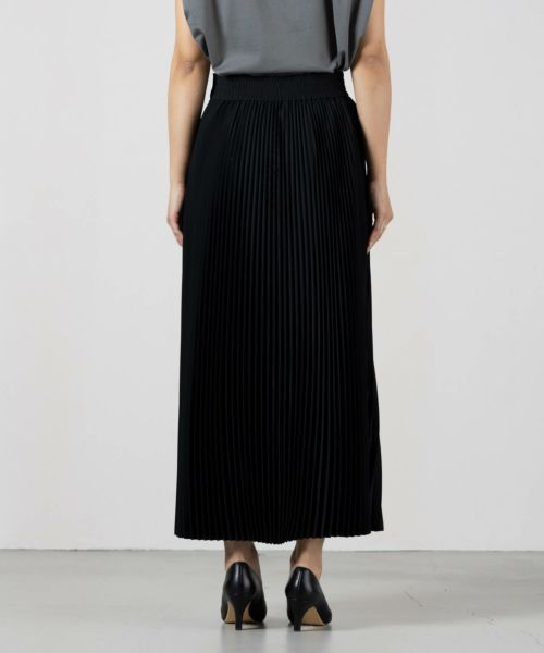 HYKE(ハイク)】 TAFFETA PLEATED SKIRT｜PARIGOT ONLINE（パリゴ