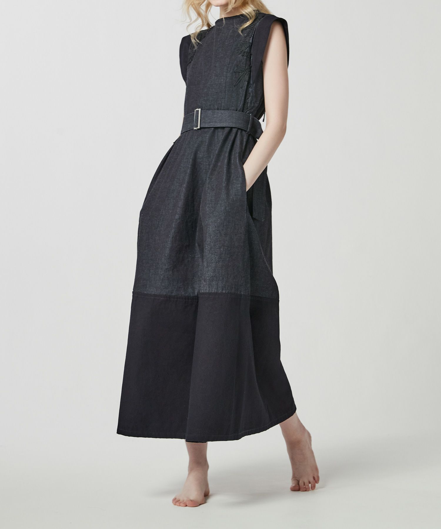 ※裾デザインを変更しております。