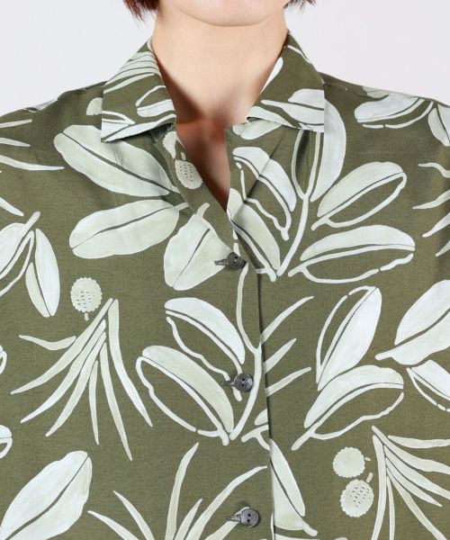PHEENY(フィーニー)】 Rayon botanical print S/S shirt