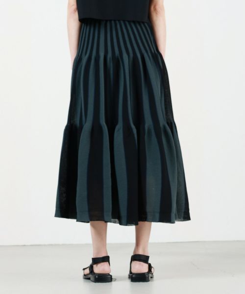 CFCLティアードスカートSHADOW GRAY MULTIサイズ3 TC CASCADES SKIRT