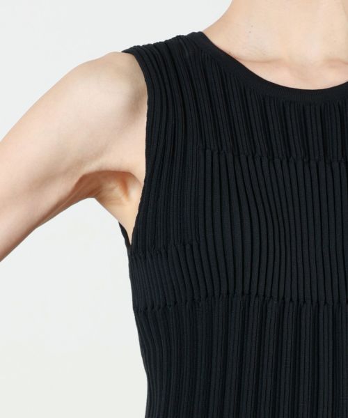 CFCL(シーエフシーエル)】 FLUTED REEF SLEEVELESS MERMAID