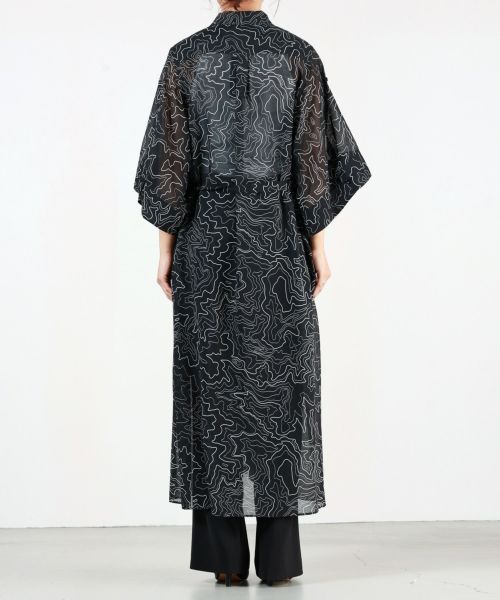 HYKE(ハイク)】 CONTOUR LINE BELL-SLEEVE DRESS｜PARIGOT ONLINE（パリゴオンライン）