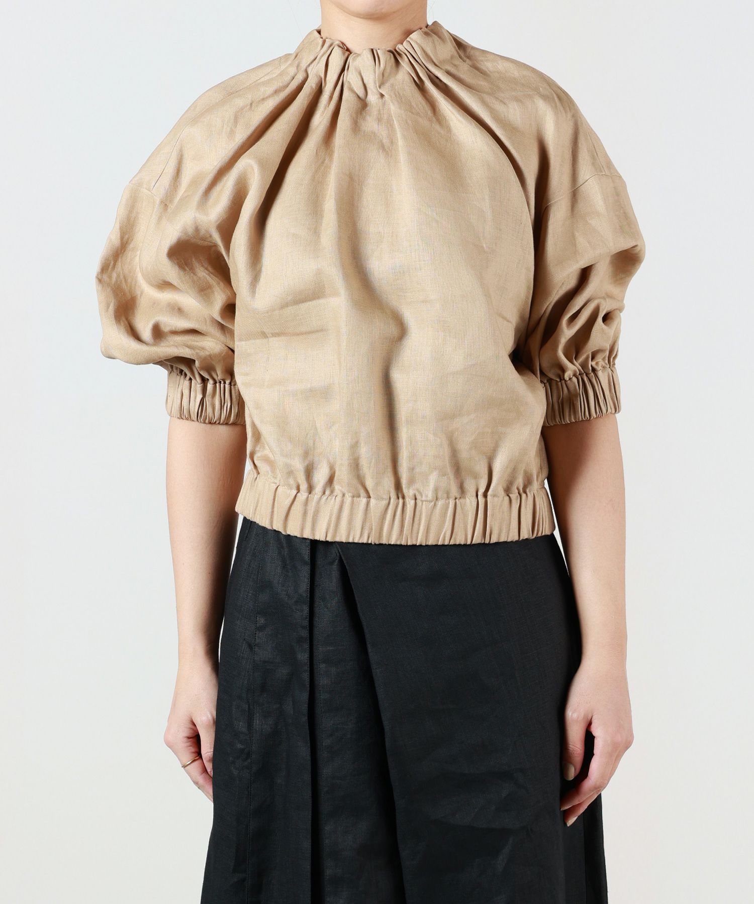 HYKE(ハイク)】 LINEN SHIRRED TOP｜PARIGOT ONLINE（パリゴオンライン）