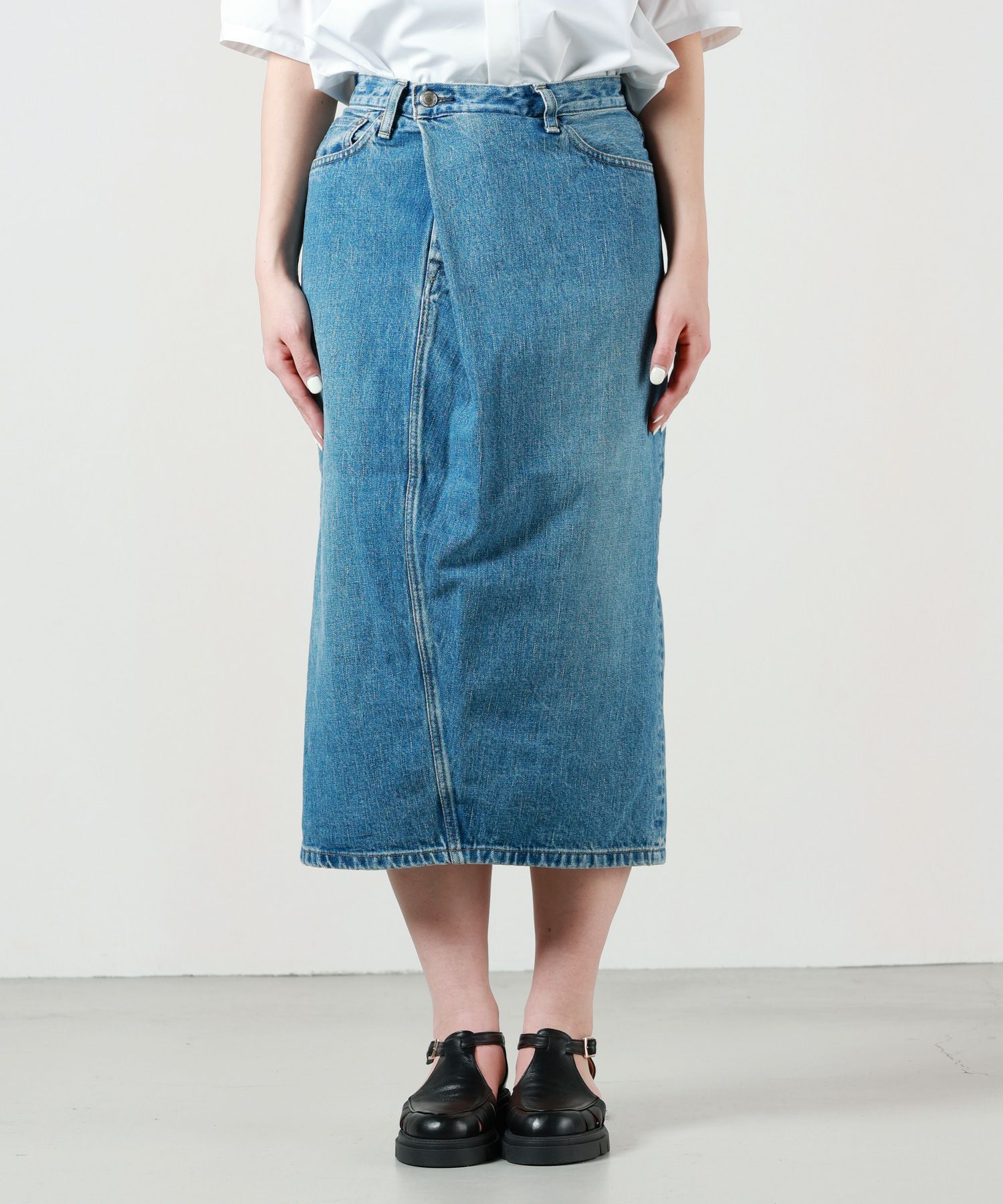 HYKE(ハイク)】 DENIM MIDI SKIRT｜PARIGOT ONLINE（パリゴオンライン）