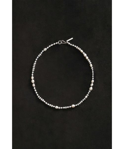 Sophie Buhai(ソフィー ブハイ)】 WHITE PEARL MERMAID NECKLACE