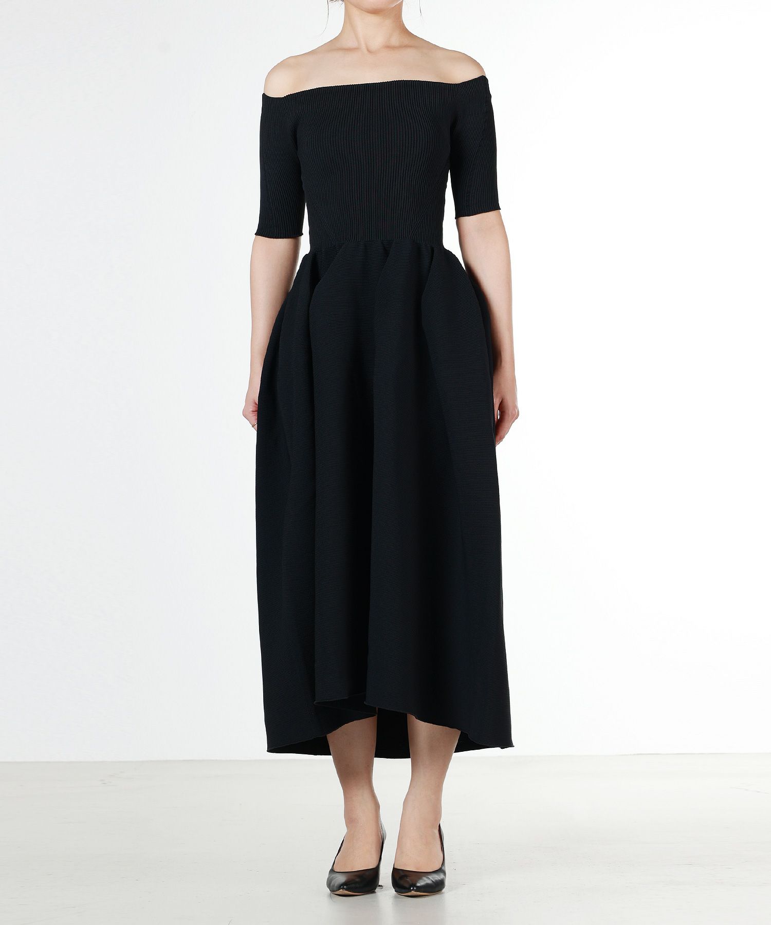 CFCL OFF SHOULDER SHORT SLEEVE DRESS