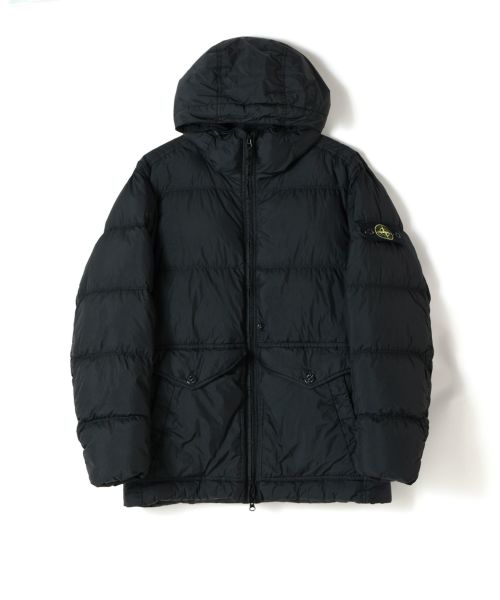 STONE ISLAND(ストーンアイランド)】*GARMENT DYED CRINKLE REPS RECYCLED NYLON DOWN ｜  ナイロンダウンジャケット｜PARIGOT ONLINE（パリゴオンライン）