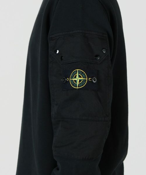 STONE ISLAND(ストーンアイランド)】 クルーネックスウェット