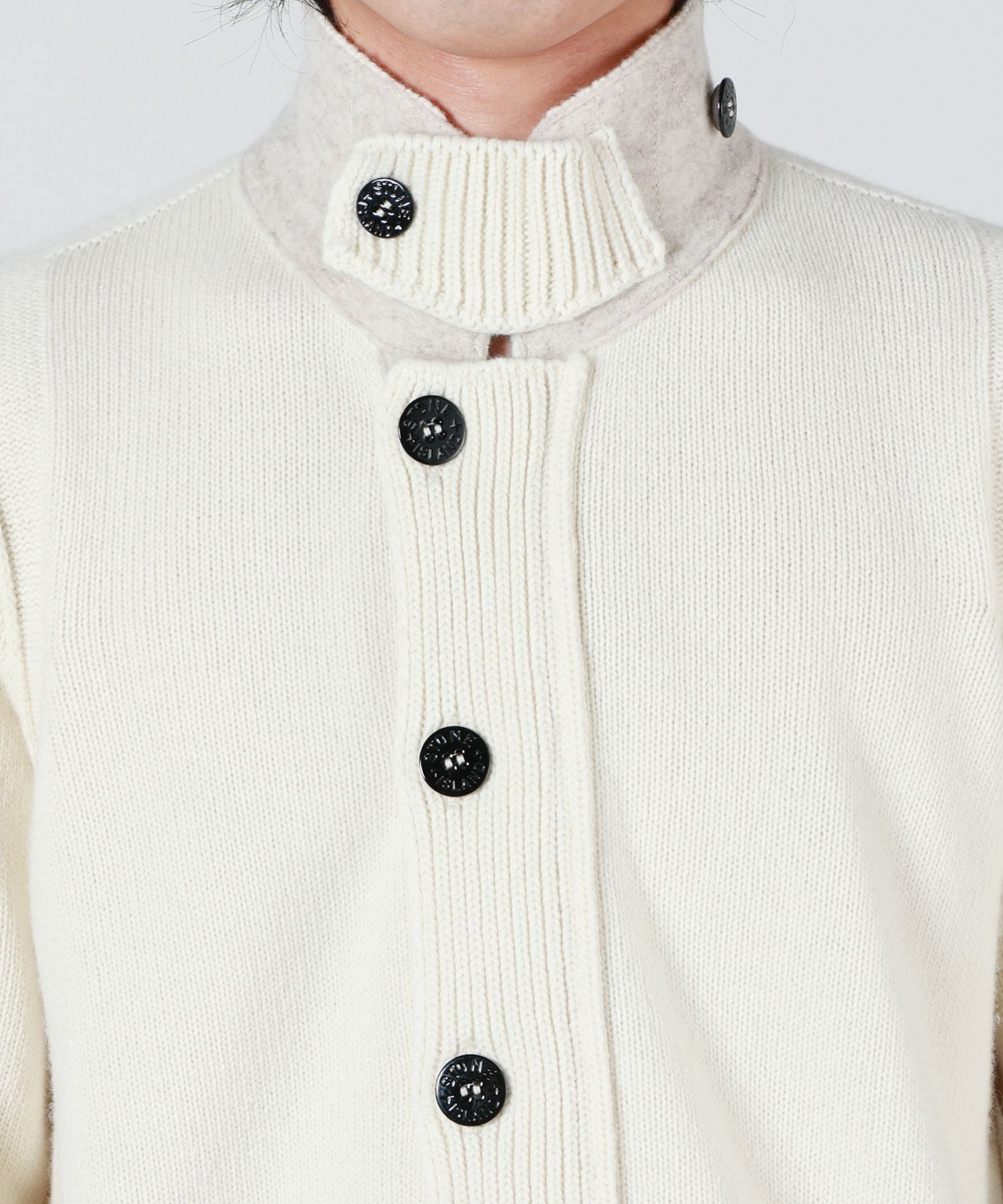 STONE ISLAND(ストーンアイランド)】 スタンドカラーニットブルゾン 
