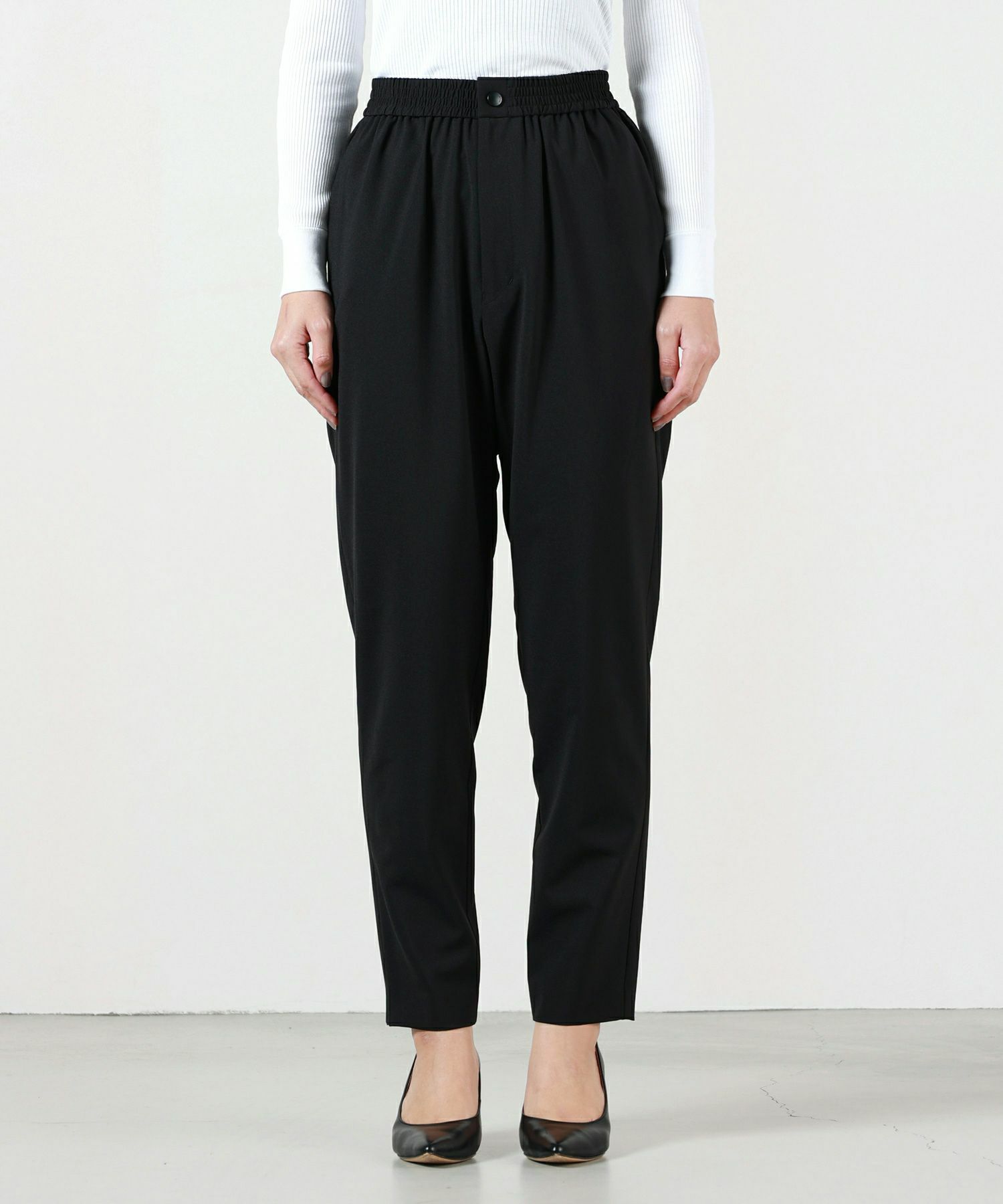 HYKE(ハイク)】 ≪Genderless≫STRETCH TAPERED PANTS｜PARIGOT ONLINE 