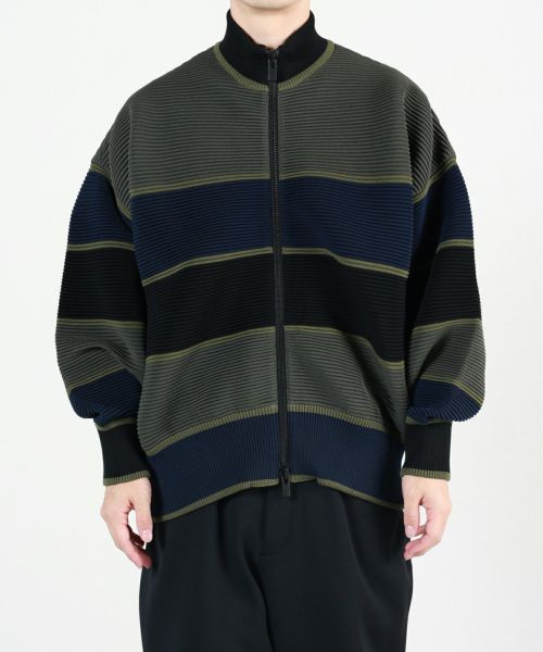 CFCL(シーエフシーエル)】TC STRATUM STAND-UP COLLAR BOMBER